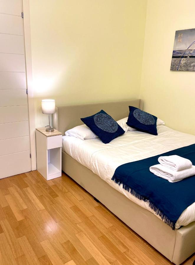 Luxury Four-Room Apartment In Monza Centro - 2 Min Walk To Train Station Eksteriør bilde